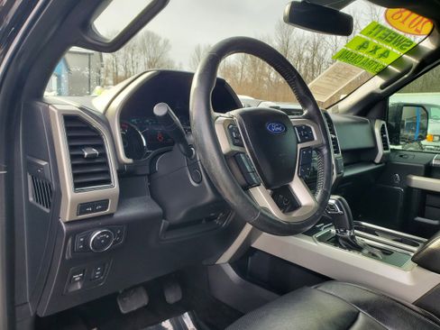 Used 2018 Ford F150 Lariat w/ Equipment Group 502A Luxury image 8