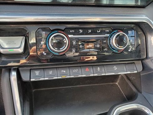 Used 2024 GMC Sierra 2500 Denali w/ Denali Reserve Package image 23