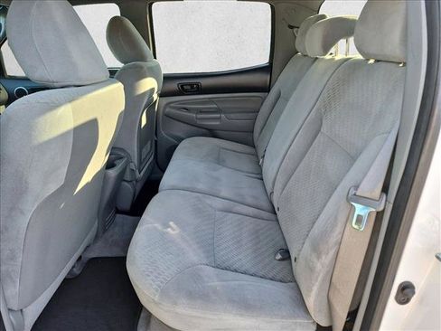 Used 2011 Toyota Tacoma 2WD Double Cab image 16
