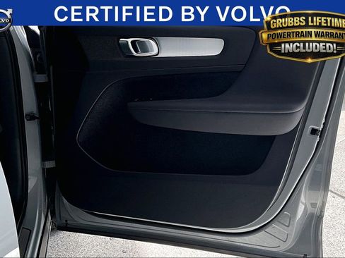Certified 2024 Volvo XC40 B5 Core AWD/4WD image 24