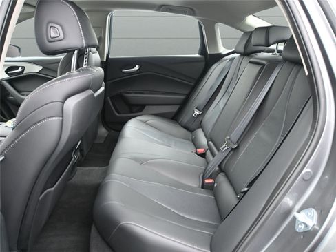 Certified 2025 Acura TLX w/ Technology Package image 12