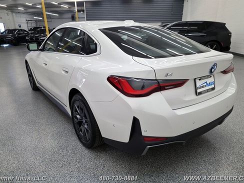 Used 2023 BMW i4 eDrive35 w/ Premium Package RWD image 6