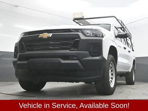 Used 2024 Chevrolet Colorado W/T w/ Safety Package RWD image 29