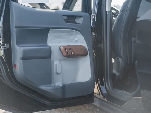 Used 2022 Ford Maverick Lariat w/ Lariat Luxury Package image 36