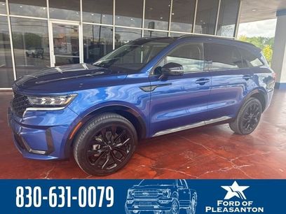 Used 2023 Kia Sorento SX