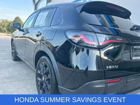 Used 2025 Honda HR-V Sport image 6