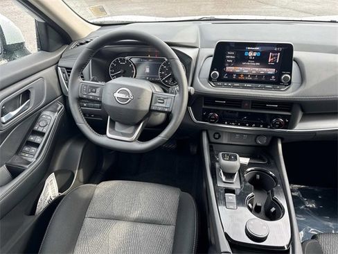 New 2026 Nissan Rogue SV image 18