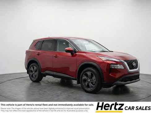 Used 2025 Nissan Rogue SV AWD/4WD image 1