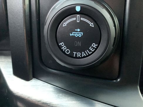 Used 2022 Ford F150 Lariat image 12