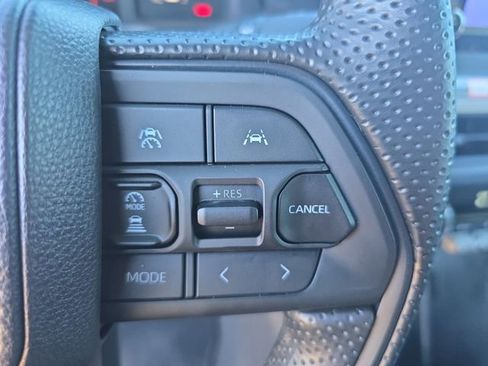 Used 2025 Toyota Tacoma SR5 image 15