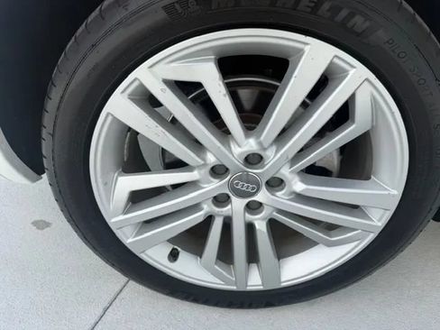 Used 2018 Audi Q5 2.0T Premium Plus w/ Premium Plus Package AWD/4WD image 15
