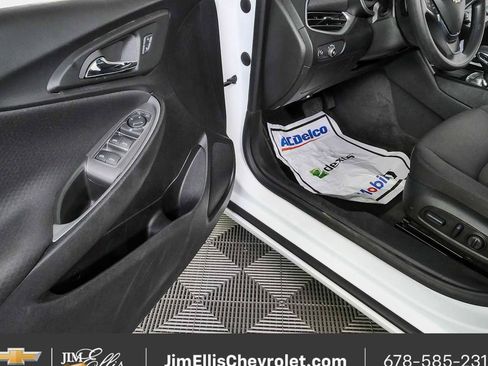 Used 2024 Chevrolet Malibu LT FWD image 7