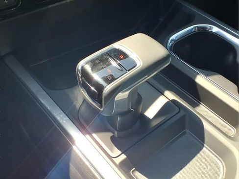 New 2026 Chevrolet Silverado 1500 LTZ w/ LTZ Premium Package image 9