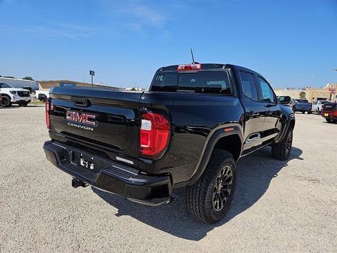 New 2026 GMC Canyon Elevation w/ Convenience Package image 5