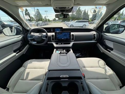 Certified 2025 Ford Expedition Max Active AWD/4WD image 17