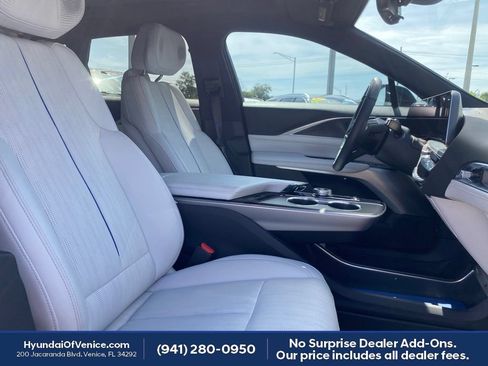 Used 2025 Cadillac Lyriq Sport w/ LPO, Floor Liner Package AWD/4WD image 19