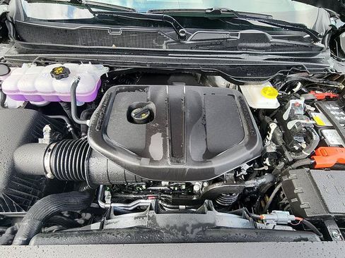 New 2026 RAM 1500 Laramie AWD/4WD image 25
