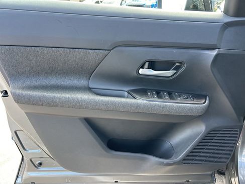 New 2026 Nissan Kicks SV w/ SV Premium Package FWD image 17