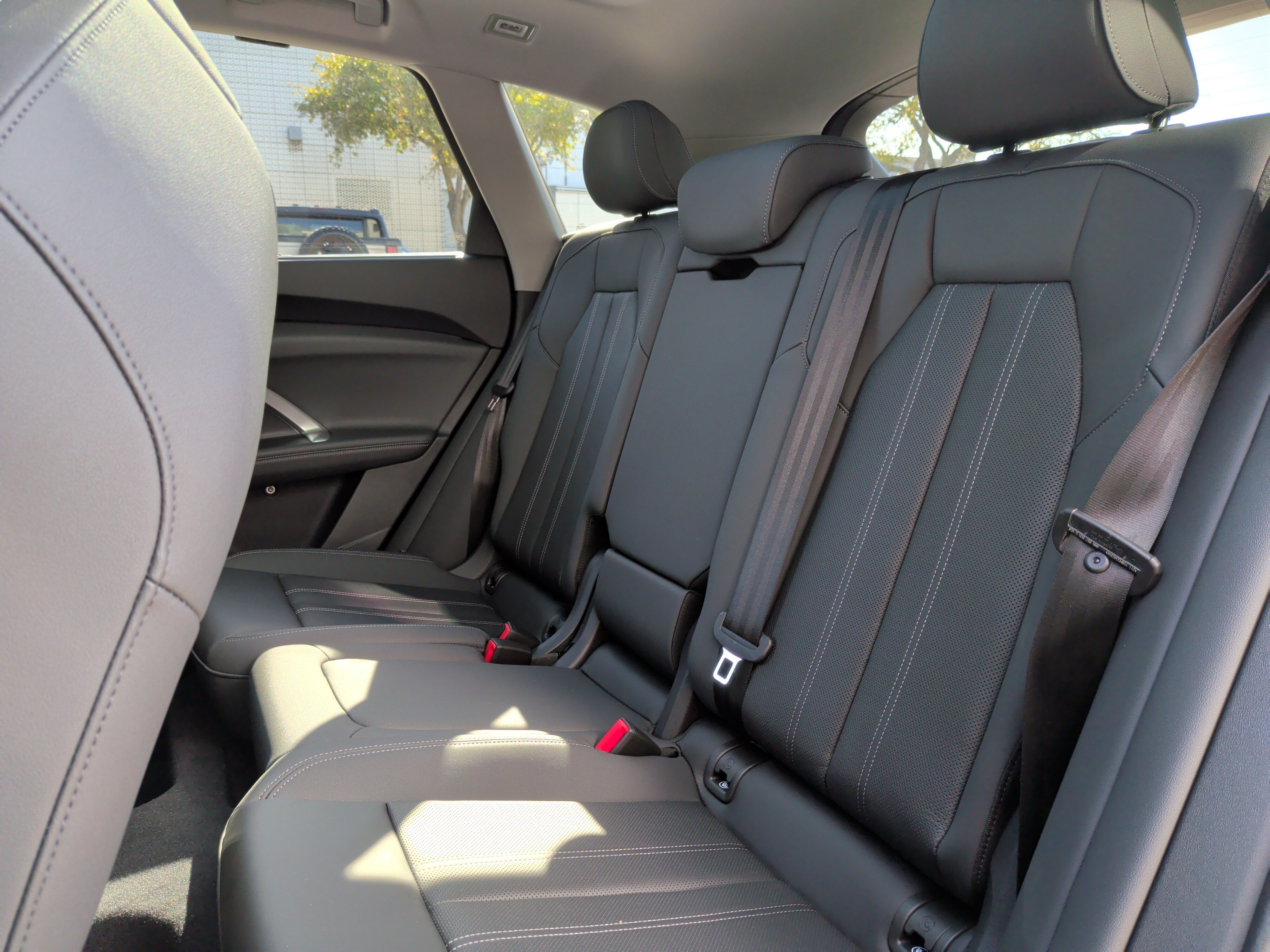 Used 2025 Audi Q5 Premium Plus AWD/4WD image 33