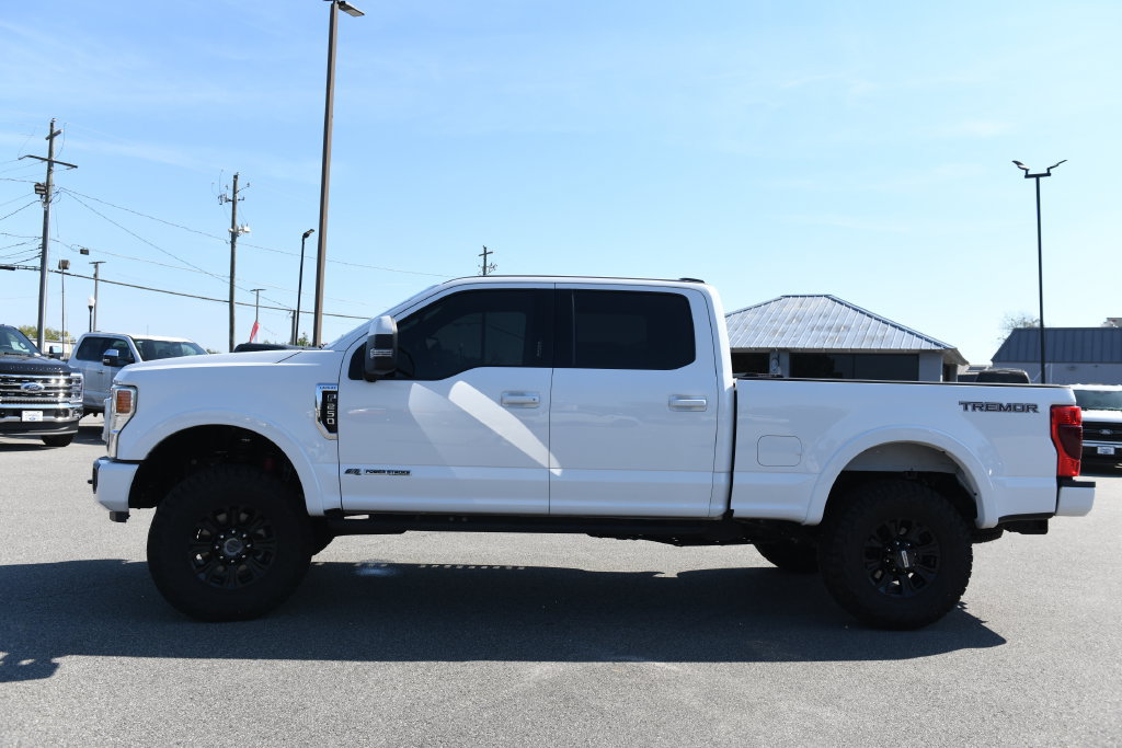Used 2022 Ford F250 Lariat w/ Tremor Off-Road Package AWD/4WD image 7