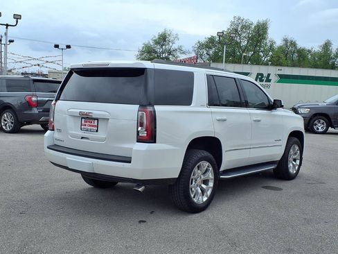 Used 2017 GMC Yukon SLT w/ Open Road Package AWD/4WD image 22