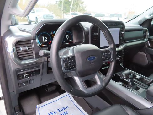 Used 2023 Ford F150 Lariat image 34