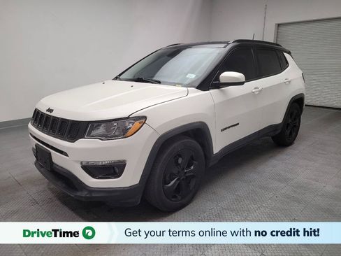 Used 2020 Jeep Compass Latitude FWD image 1