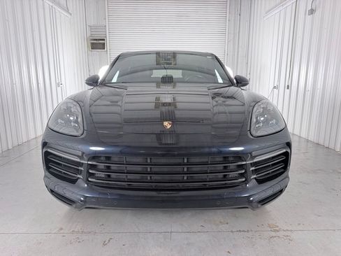Used 2019 Porsche Cayenne S AWD/4WD image 2