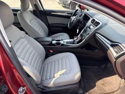 Used 2013 Ford Fusion S FWD image 17