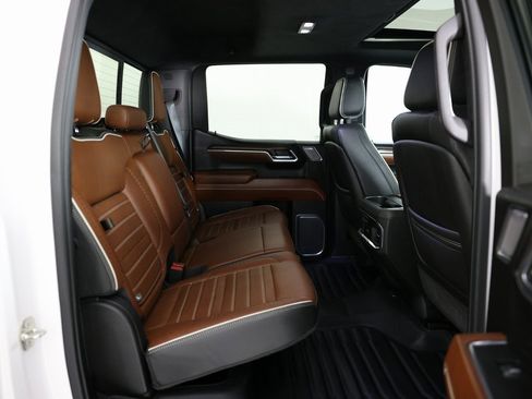 Used 2023 GMC Sierra 1500 Denali Ultimate image 18