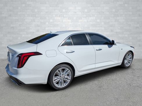 Used 2022 Cadillac CT4 Premium Luxury image 5