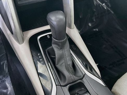 Used 2023 Toyota Corolla Cross L FWD image 20