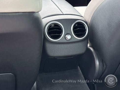 Used 2018 Mercedes-Benz C 300 Sedan image 17