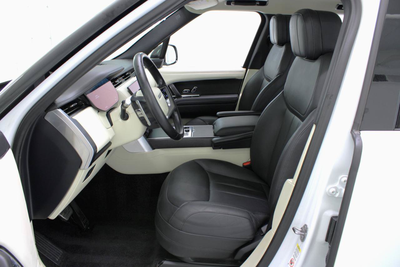 Used 2022 Land Rover Range Rover Long Wheelbase SE AWD/4WD image 33