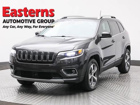 Used 2021 Jeep Cherokee Limited image 1