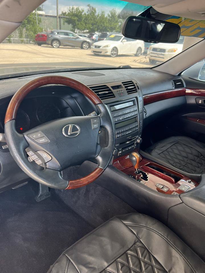 Used 2007 Lexus LS 460 RWD image 13