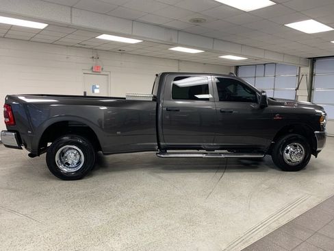 Certified 2024 RAM 3500 Tradesman w/ Chrome Appearance Group AWD/4WD image 10