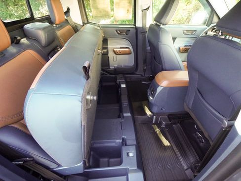 Used 2022 Ford Maverick Lariat w/ Lariat Luxury Package FWD image 26