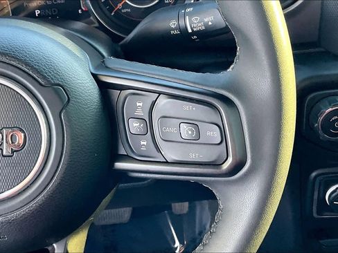 Used 2023 Jeep Wrangler Sport S image 18