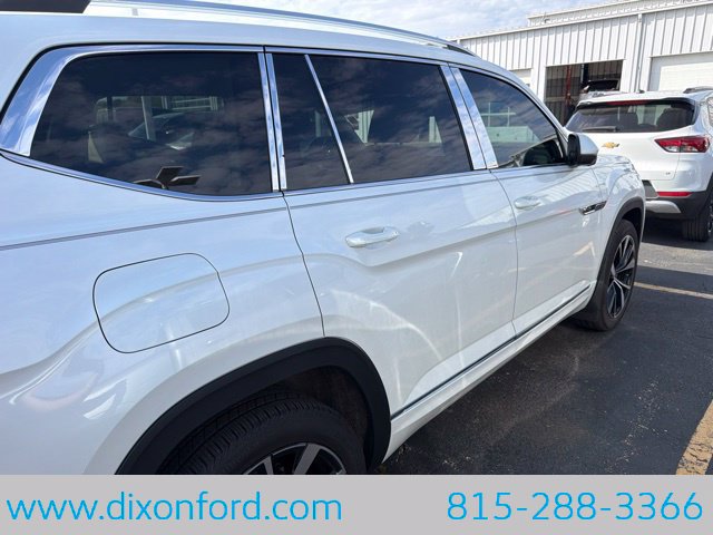 Used 2025 Volkswagen Atlas SEL Premium R-Line AWD/4WD image 7