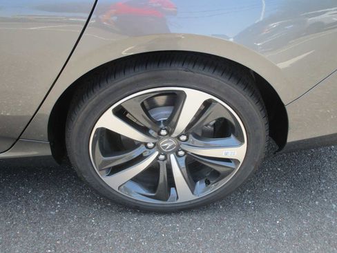 Certified 2025 Acura TLX w/ Technology Package image 8