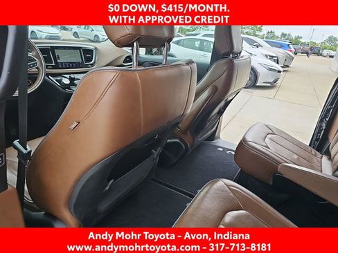 Used 2018 Chrysler Pacifica Limited w/ Advanced Safetytec Group FWD image 29