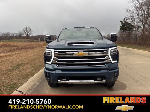 New 2025 Chevrolet Silverado 3500 High Country w/ Technology Package image 12