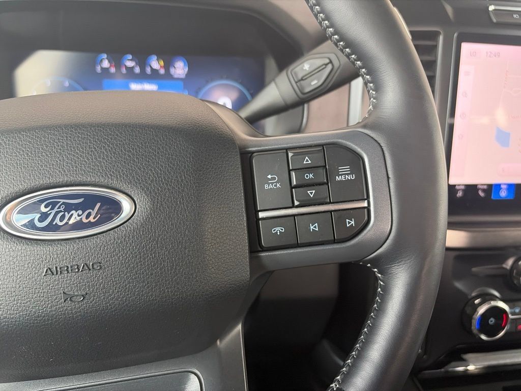 Used 2023 Ford F350 Lariat w/ Lariat Ultimate Package AWD/4WD image 19