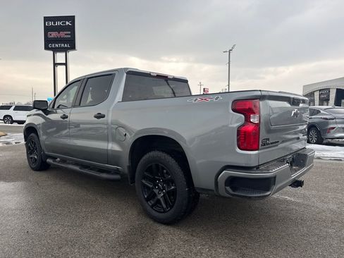 Used 2024 Chevrolet Silverado 1500 Custom w/ Turbomax Blackout Package image 4