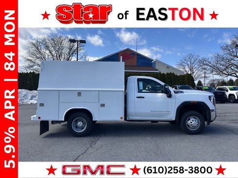 New 2025 GMC Sierra 3500 Pro w/ Convenience Package image 3