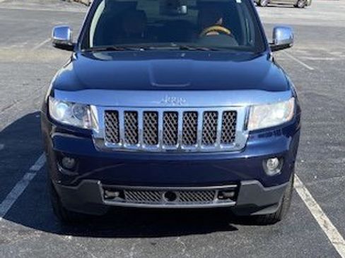 Used 2012 Jeep Grand Cherokee Overland AWD/4WD image 3