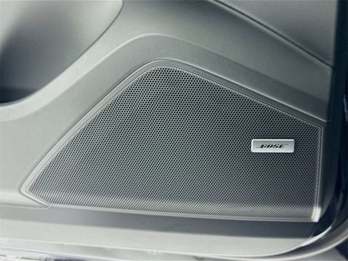 Used 2026 Porsche Cayenne Turbo image 12
