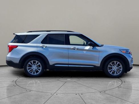 Certified 2023 Ford Explorer XLT w/ Equipment Group 202A AWD/4WD image 13