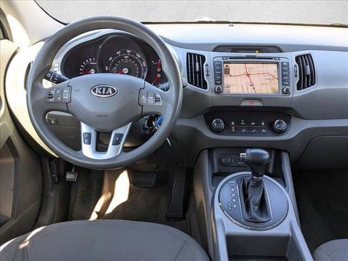 Used 2011 Kia Sportage LX w/ Convenience Pkg image 16